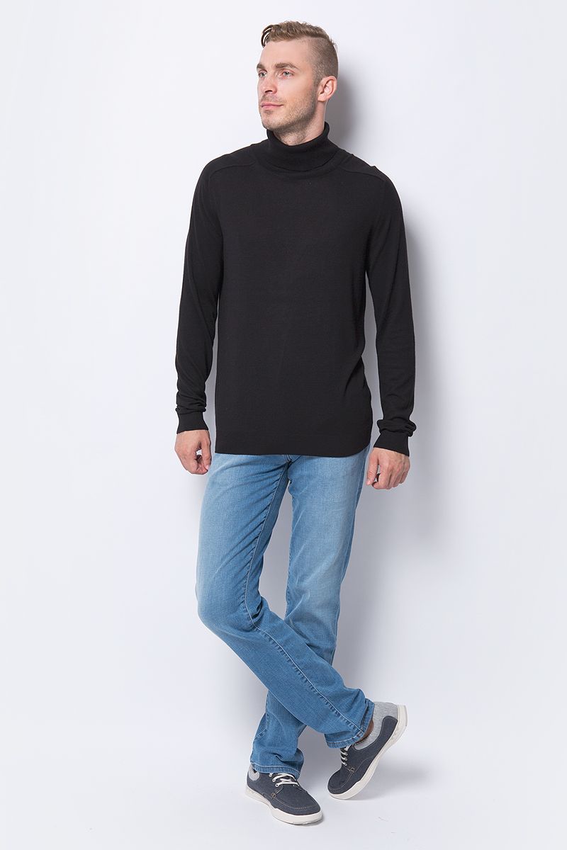   United Colors of Benetton, : . 10VRU2250_100.  XS (44/46)